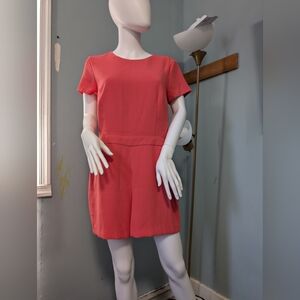 Banana Republic//women's short jumpsuit size 8